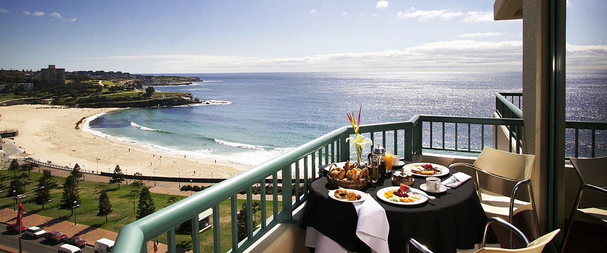 Crowne-Plaza-Coogee-Beach-view-1